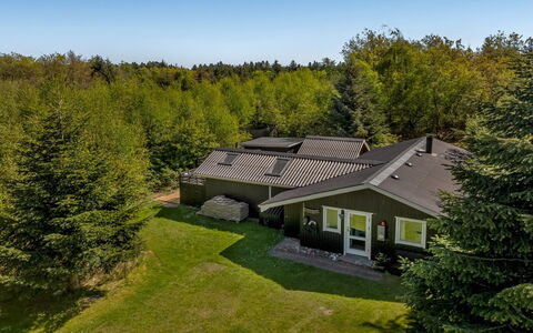Hermand - 3.5Km from the Sea: 