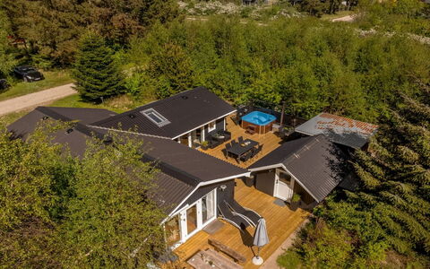 Hermand - 3.5Km from the Sea: 