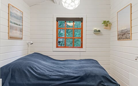Barthi - 1.6Km from the Sea: Bois, Sol, Design Intérieur, Plafond, Sol, Chambre, Éclairage, Meubles, Pièce, Lit