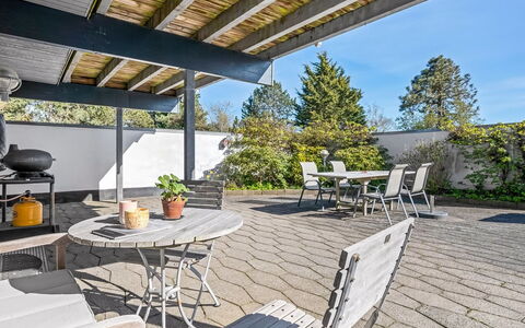 Eikka - 100M from the Sea: Meubles, Mobilier De Jardin, Chaise, Table, Tableau De Plein Air, Ombre, Jardin, Patio, Table Cuisine Et Salle A Manger