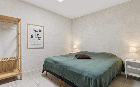Kali - 750M from the Sea: Design Intérieur, Sol, Meubles, Sol, Lit, Chambre, Mur, Plafond, Bois, Pièce