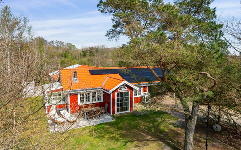 Tarje - 320M from the Sea: Bois, Toit, Architecture, Domicile, Maison, Chalet, Siding, Dur, Pente, Biens