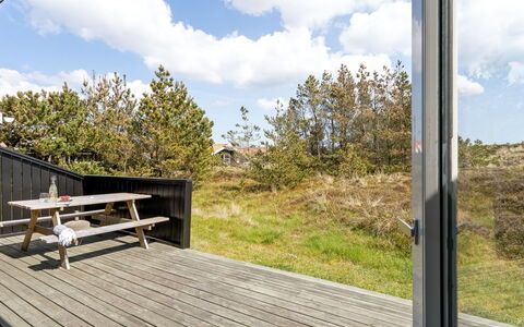 Elisenda - 1Km from the Sea: Bois, Domicile, Porche, Plate-Forme, Dur, Toit, Tache De Bois, Parquet, Eco Hôtel