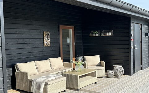 Frithbjorn - 900M from the Sea: Bois, Domicile, Porche, Plate-Forme, Dur, Toit, Tache De Bois, Parquet, Eco Hôtel