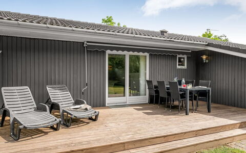 Terkel - 800M to the Fjord: Toit, Chalet, Domicile, Ombre, Siding, Ferme, Porche, Structure En Plein Air, Batiments Jardin