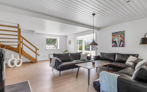 Sissela - from the Sea: Bois, Domicile, Porche, Plate-Forme, Dur, Toit, Tache De Bois, Parquet, Eco Hôtel