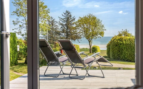 Tonna - from the Sea: Bois, Domicile, Porche, Plate-Forme, Dur, Toit, Tache De Bois, Parquet, Eco Hôtel