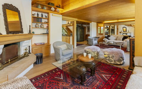 Chalet Rebhalde: Bois, Meubles, Design Intérieur, Plafond, Canapé, Sol, Salon, Pièce, Sol, Domicile