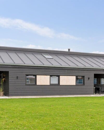 Lanessa - 800M from the Sea