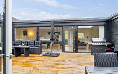 Marinus - 800M from the Sea
