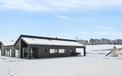Marinus - 800M from the Sea