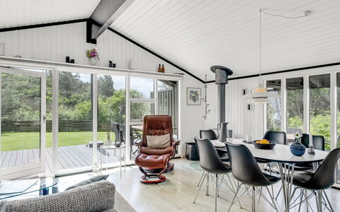 Spasena - 600M from the Sea: Bois, Domicile, Porche, Plate-Forme, Dur, Toit, Tache De Bois, Parquet, Eco Hôtel