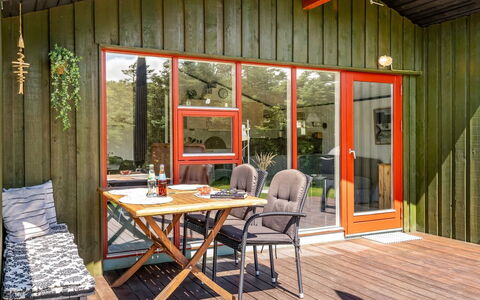 Spasena - 600M from the Sea: Bois, Domicile, Porche, Plate-Forme, Dur, Toit, Tache De Bois, Parquet, Eco Hôtel