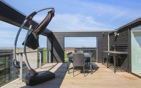 Stefani - 2Km from the Sea: Maison, Toit, Domicile, Chalet, Cabanon, Batiments Jardin, Siding, Cour, Cabane En Rondins, Cabane