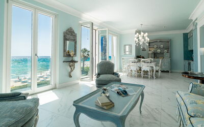 Celeste 700.2: Propriété, Meubles, Table, Bleu, Bleu Azur, Cadre, Design Intérieur, Sol, Salon, Sol