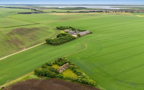 Claus - 1.5Km to the Fjord: Toit, Maison, Domicile, Chalet, Porte, Siding, Plate-Forme, Porche, Planche, Dur