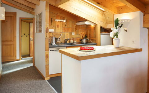 Olympia 443: Meubles, Cabinetry, Comptoir, Design Intérieur, Bois, Cuisine, Sol, Sol, Maison, Mur
