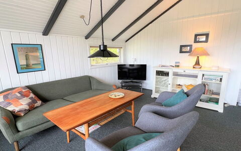 Antonelle - 1.7Km from the Sea: Bois, Meubles, Sol, Design Intérieur, Plafond, Sol, Pièce, Salon, Canapé, Dur