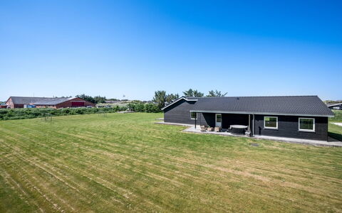 Germund - 770M from the Sea: Herbe, Prairie, Lot Terre, Chalet, Zone Rurale, Prairie, Batiments Jardin, Jardin, Cabanon