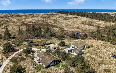 Annlisa - 1Km from the Sea