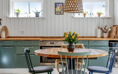Jenvold - 1.5Km from the Sea: Meubles, Bois, Design Intérieur, Sol, Cuisine, Table Cuisine Et Salle A Manger, Éclairage, Table, Cabinetry, Sol