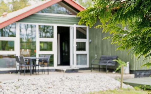 Gabi - 30Km from the Sea: Chalet, Porte, Batiments Jardin, Jardin, Cabanon, Siding, Porche, Dur, Cour, Mobilier De Jardin