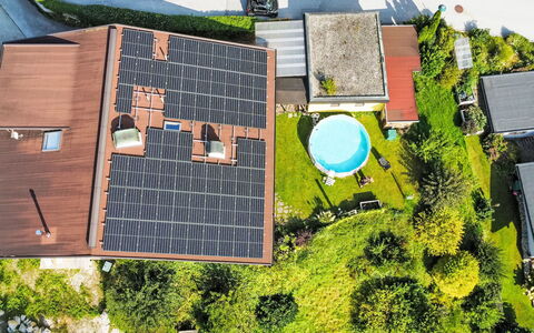 Zur Schönen Aussicht: Fenêtre, Bâtiment, La Nature, Énergie Solaire, Énergie Solaire, Plante, Herbe, Maison, Design Urbain