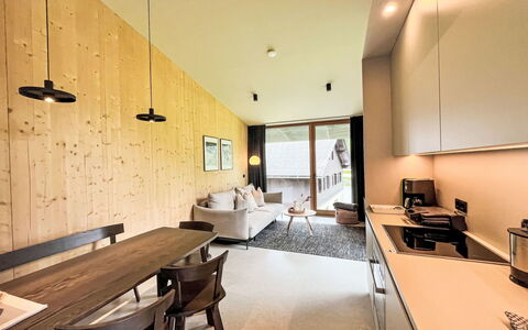 Irdning - Donnersbachtal 651: Table, Propriété, Meubles, Bois, Design Intérieur, Sol, Sol, Chaise, Dur, Immobilier