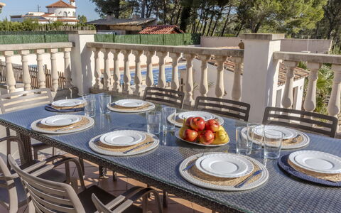 Xelin: Meubles, Table, Chaise, Mobilier De Jardin, Table Cuisine Et Salle A Manger, Tableau De Plein Air, Restaurant, Salle À Manger, Patio, Ombre