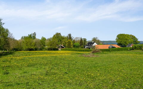 Sölvy - 300M from the Sea: Ciel, Vert, Herbe, Arbre, Prairie, Jaune, Paysage Naturel, Plaine, Été