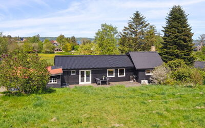 Sölvy - 300M from the Sea