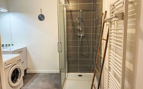 Capbreton 152: Sol, Sol, Design Intérieur, Pièce, Luminaire Plomberie, Plomberie, Tuile, Porte De Douche, Toilette