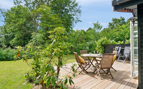 Riana - 700M from the Sea: Bois, Toit, Architecture, Domicile, Maison, Chalet, Siding, Dur, Pente, Biens