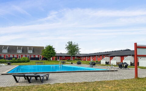 Niyazi - 6Km from the Sea: Bois, Toit, Architecture, Domicile, Maison, Chalet, Siding, Dur, Pente, Biens