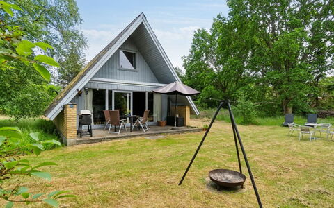 Tine - 600M from the Sea: Bois, Toit, Architecture, Domicile, Maison, Chalet, Siding, Dur, Pente, Biens