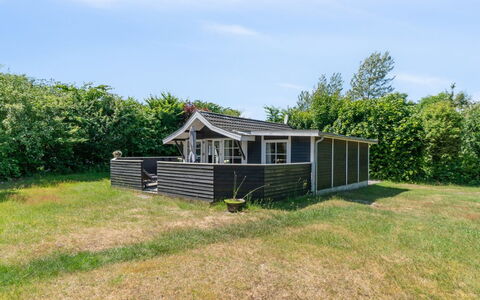 Horsten - 270M from the Sea: Bois, Toit, Architecture, Domicile, Maison, Chalet, Siding, Dur, Pente, Biens