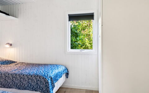 Manko - 250M from the Sea: Mur, Bois, Chambre, Sol, Sol, Domicile, Plafond, Drap De Lit, Literie, Lit