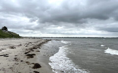 Manko - 250M from the Sea: Ciel, L'Eau, Plan D'Eau, Plage, Environnement Naturel, Côte, Nuage, Horizon, Rive