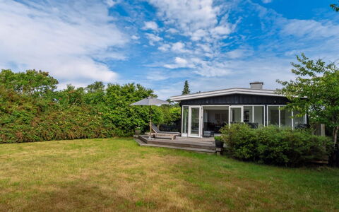 Manko - 250M from the Sea: Domicile, Chalet, Porche, Siding, Ferme, Structure En Plein Air