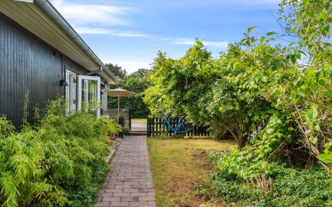Manko - 250M from the Sea: Domicile, Chalet, Porche, Siding, Ferme, Structure En Plein Air