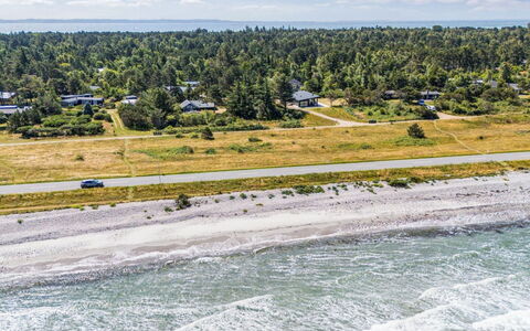 Rakita - 75M from the Sea: Bois, Toit, Architecture, Domicile, Maison, Chalet, Siding, Dur, Pente, Biens