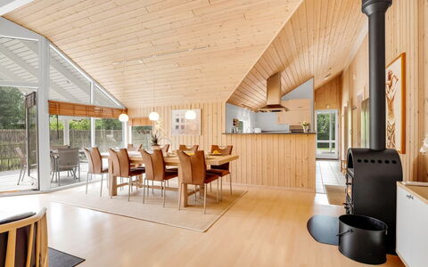 Gudlaug - 1Km from the Sea: Toit, Maison, Domicile, Chalet, Porte, Siding, Plate-Forme, Porche, Planche, Dur