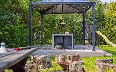 Jorinde - 1Km from the Sea: Belvédère, Meubles, Pavillon, Mobilier De Jardin, Ombre, Tableau De Plein Air, Structure En Plein Air, Jardin, Canopée, Chaise