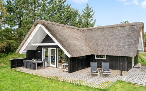 Gyrial - 2Km from the Sea: Neige, Bois, L'Hiver, Chalet, Maison, Toit, Domicile, Gelé, Cabane En Rondins, Brindille