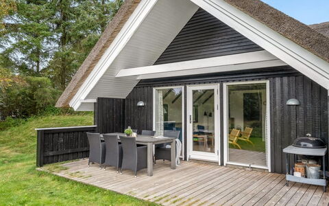 Gyrial - 2Km from the Sea: Neige, Bois, L'Hiver, Chalet, Maison, Toit, Domicile, Gelé, Cabane En Rondins, Brindille