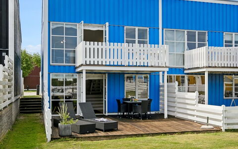 Jænis - 10M from the Sea: Cuisine, Comptoir, Appareil De Cuisine, Sol, Cabinetry, Design Intérieur, Principaux Appliance, Sol, Domicile, Meubles