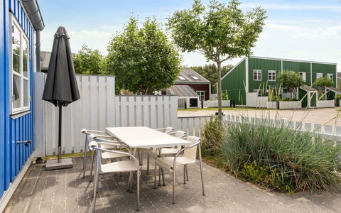 Jænis - 10M from the Sea: À Déchaumer, Chalet, Maison, Toit, Domicile, Ferme, Cabane, Biens, Village