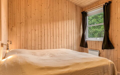 Felina - from the Sea: Bois, Chambre, Sol, Sol, Lit, Design Intérieur, Plafond, Pièce, Dur, Tache De Bois
