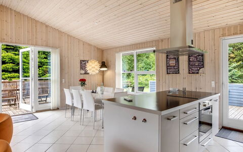 Felina - from the Sea: Cuisine, Comptoir, Appareil De Cuisine, Sol, Cabinetry, Design Intérieur, Principaux Appliance, Sol, Domicile, Meubles