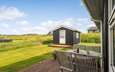 Niesina - 200M from the Sea